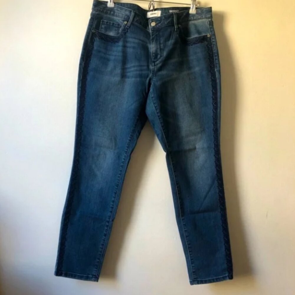 SONOMA Navy Embroidered Skinny Jeans - 14
